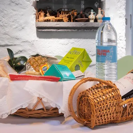 Casa Tradicional Da بيت للعطل *